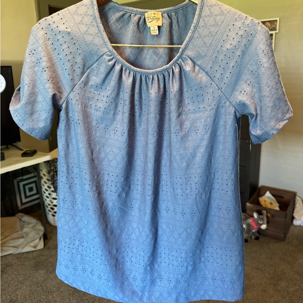 Size small. Great condition